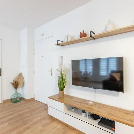 Apartment Sweet By Plaza Chessy (Seine-et-Marne)